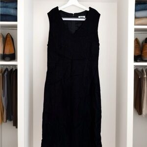 Elegant Black Woolen Sleeveless Dress